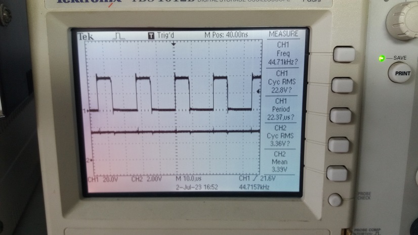 Simple Lossless Inductor Current Sensing for DC-DC Converters