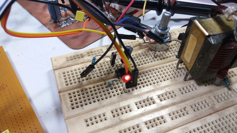 Simple Lossless Inductor Current Sensing for DC-DC Converters