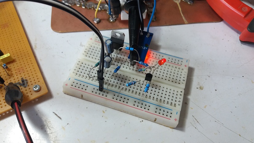 Simple Lossless Inductor Current Sensing for DC-DC Converters