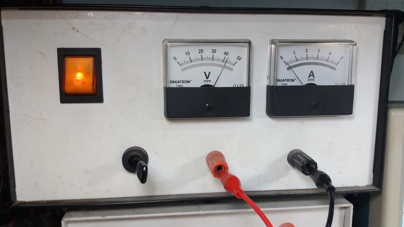 Simple Lossless Inductor Current Sensing for DC-DC Converters