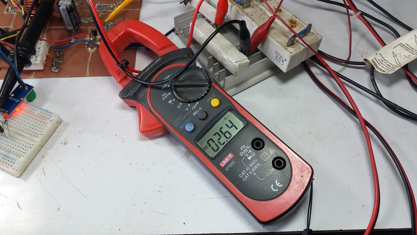 Simple Lossless Inductor Current Sensing for DC-DC Converters