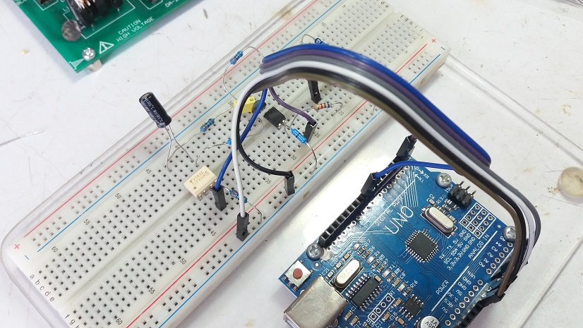 Voltage Mode Control Flyback Converter SMPUS Based on Arduino