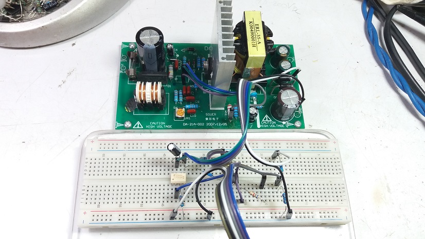 Voltage Mode Control Flyback Converter SMPUS Based on Arduino