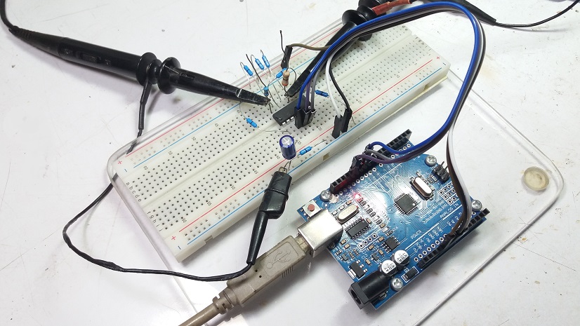 MCP4922 Digital-to-Analog Converter 12-Bit with Arduino UNO