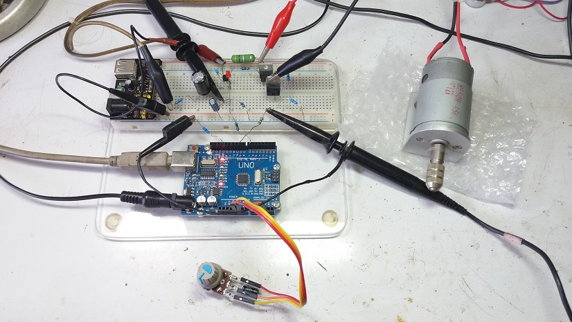 Overcurrent protection for DC motor using Analog comparator Module of Arduino UNO
