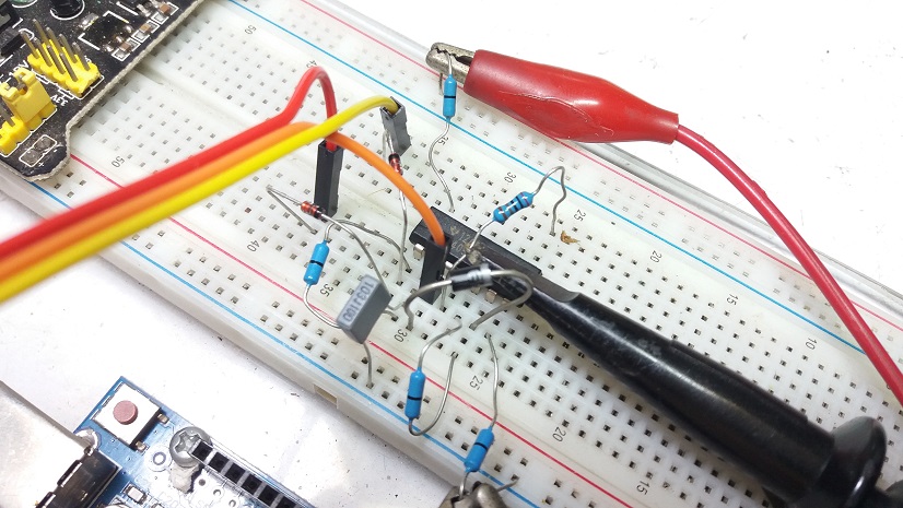 Simple and Low Cost PWM Signal Generator by Using CD4093B