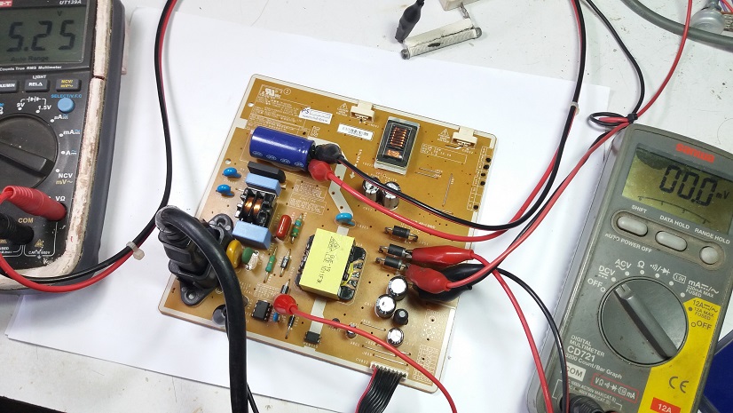 Flyback Converter SMPS Control by using  FSGM300N