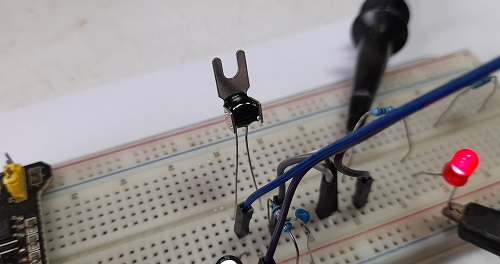 Simple Temperature Control by using Fuzzy Logic Control Based on Arduino