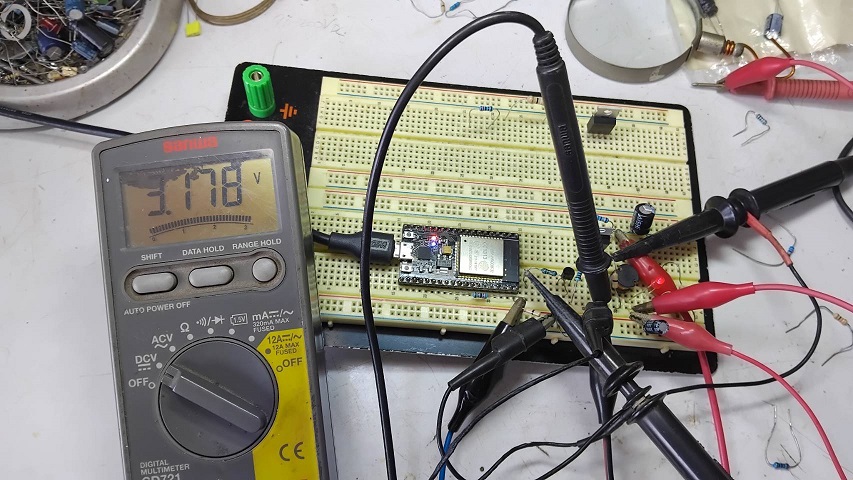 Wireless Control DC-DC Buck Converter Based on NodeMCU ESP32