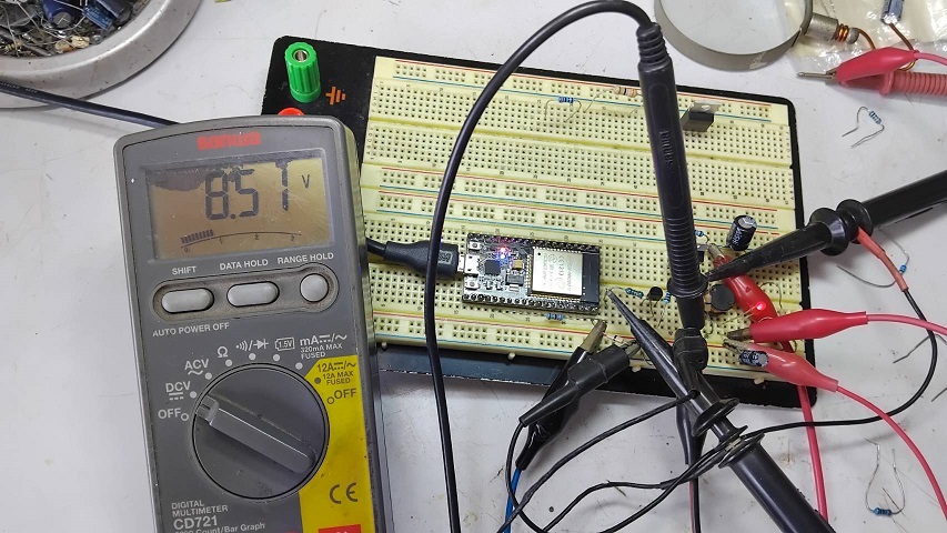 Wireless Control DC-DC Buck Converter Based on NodeMCU ESP32