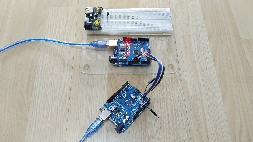 Simple I2C Communication with Arduino to Arduino Board